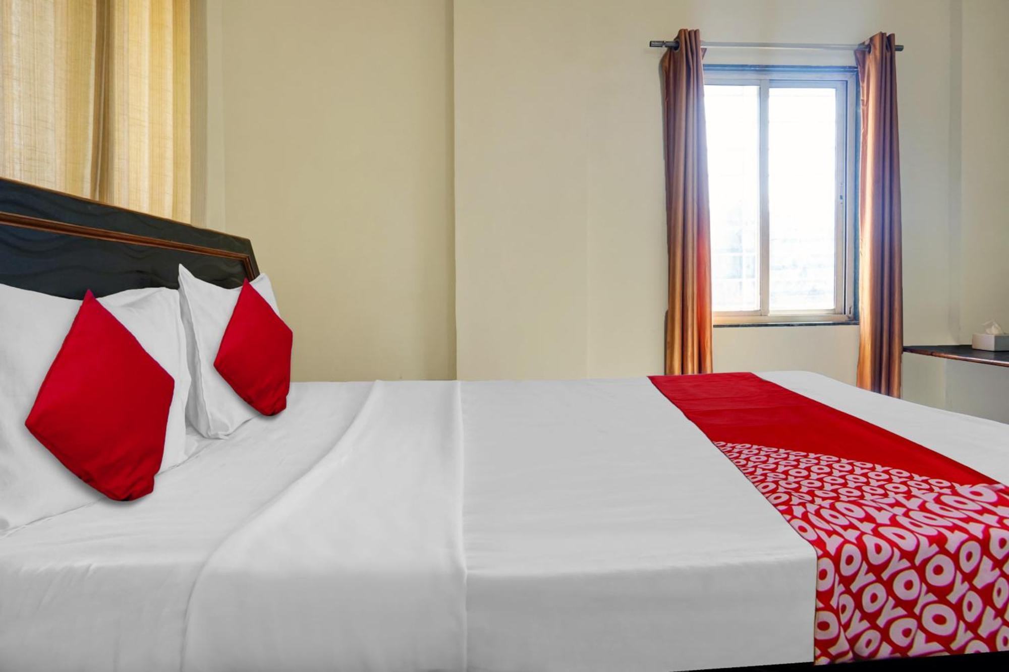 Hotel O Happy Homely Stay Sasvad Exteriör bild